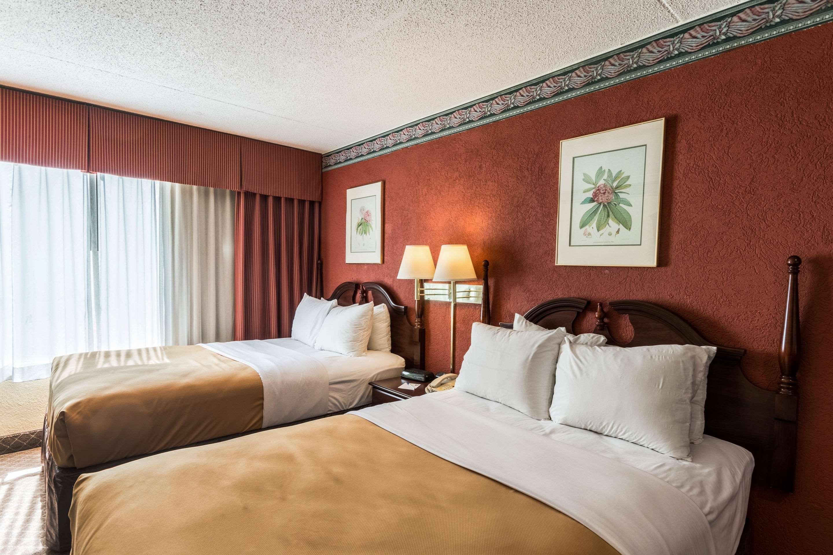 Suburban Extended Stay Hotel Fairmont Eksteriør bilde