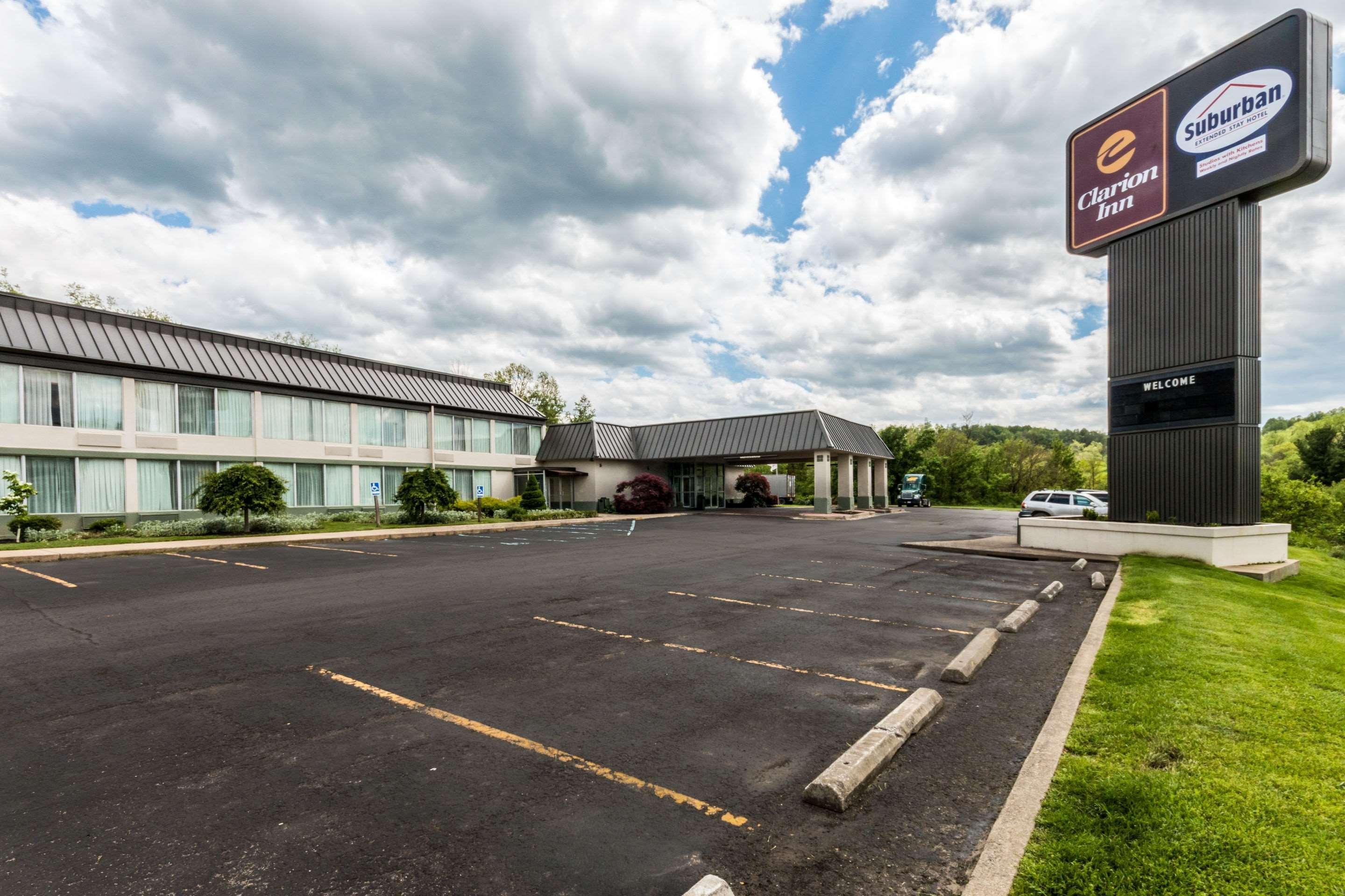 Suburban Extended Stay Hotel Fairmont Eksteriør bilde